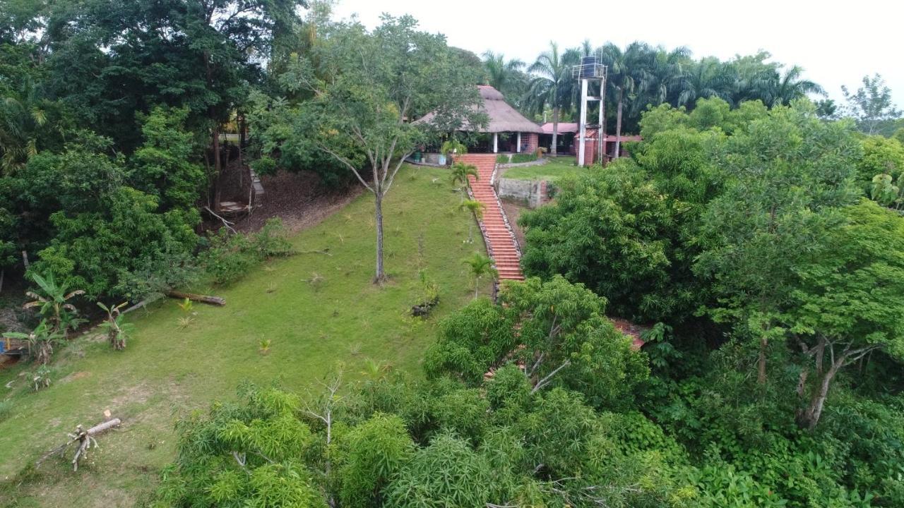 Casa Campo Emaus Caucasia Екстер'єр фото