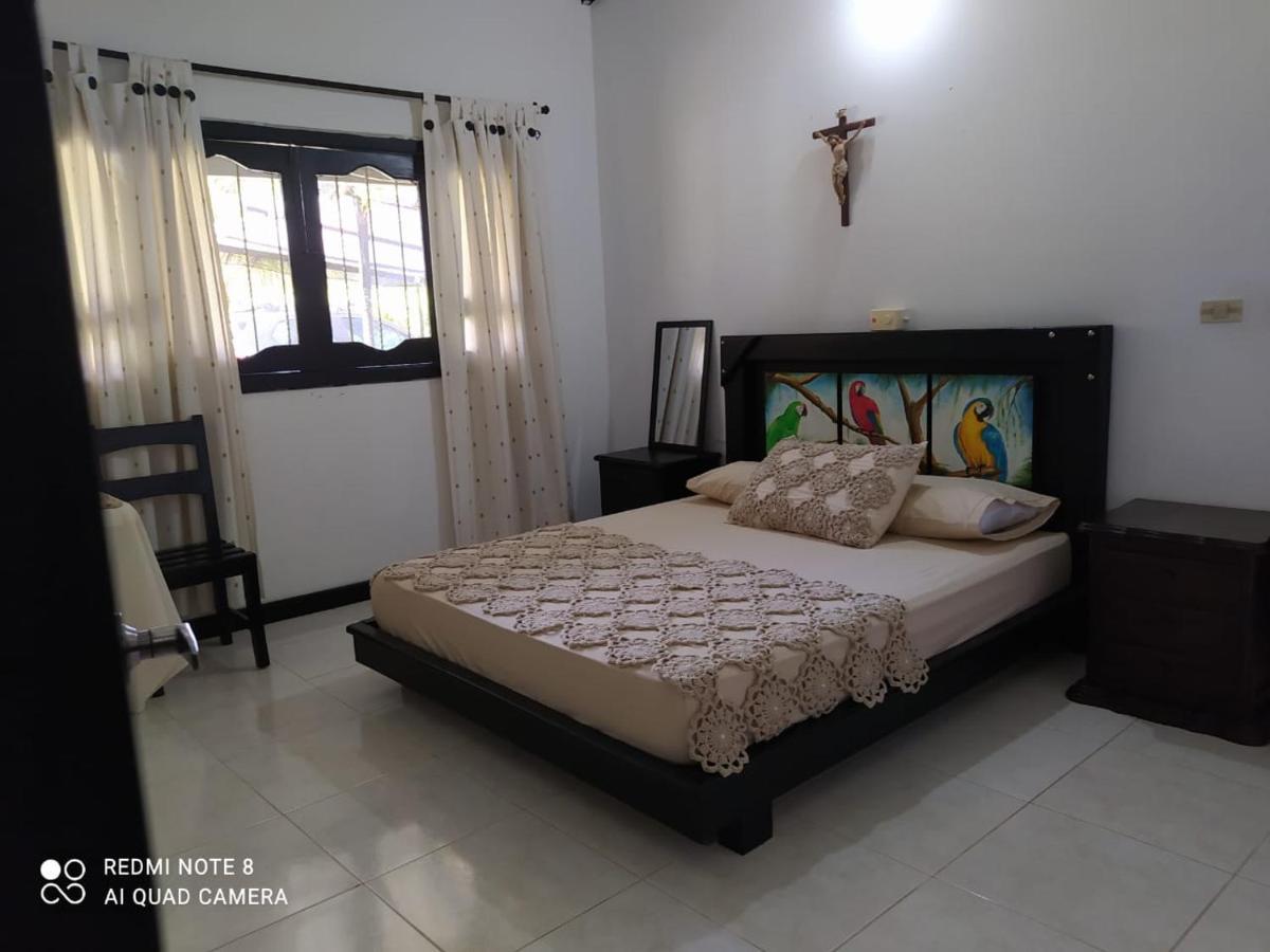 Casa Campo Emaus Caucasia Екстер'єр фото